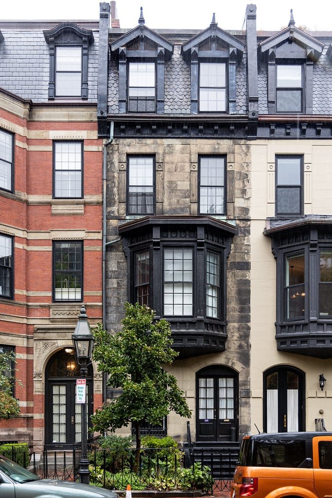 Harris Tours Zambian Farm with Climate Change in Mind