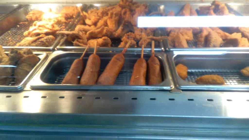 Cowboy Chicken Honored as a Top Restaurant Mover & Shaker for 13th Consecutive Year 1 Cowboy Chicken Honored